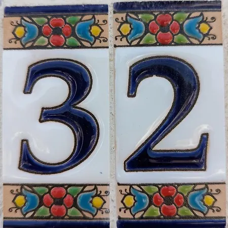 Don Carlos بيت ضيافة 2*
