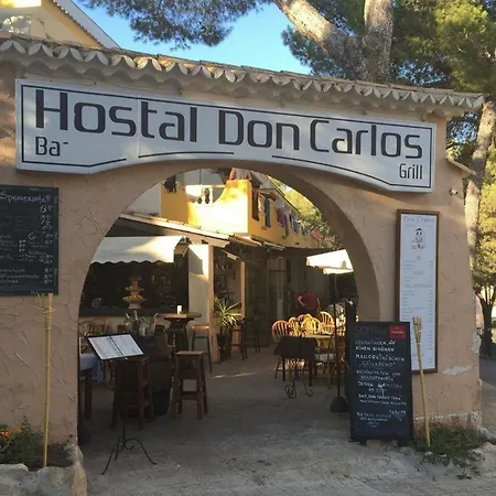 Don Carlos بيت ضيافة باغيرا